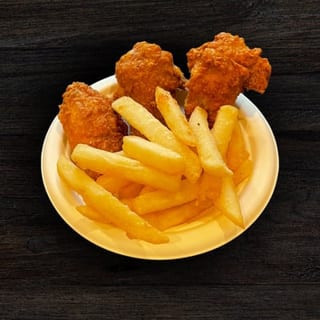 Chicken Wings & Fries